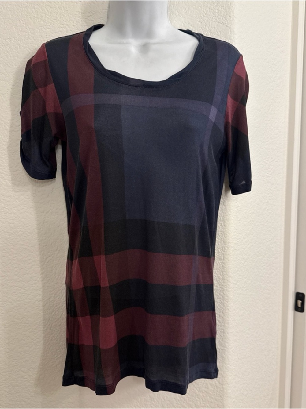 Burberry Brit Classic Nova Checkered Navy and Burgundy Plaid Short Sleeve - XS